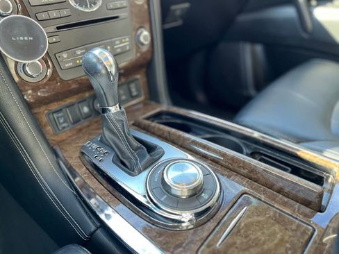 Used 2017 INFINITI QX80 Base image 24