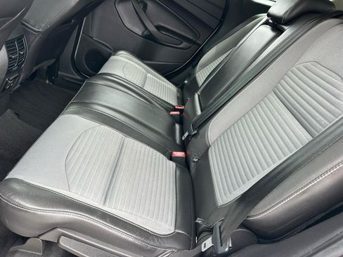 Used 2017 Ford Escape Titanium FWD image 13