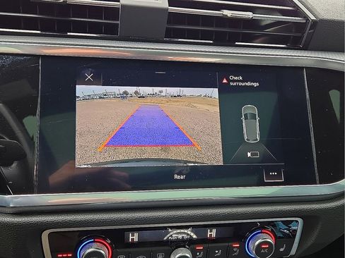 Used 2022 Audi Q3 2.0T Premium image 27