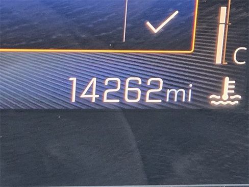 Used 2025 Chevrolet Trax LT image 26