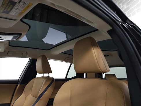 Used 2023 Lexus RZ 450e Premium w/ Technology Package image 17