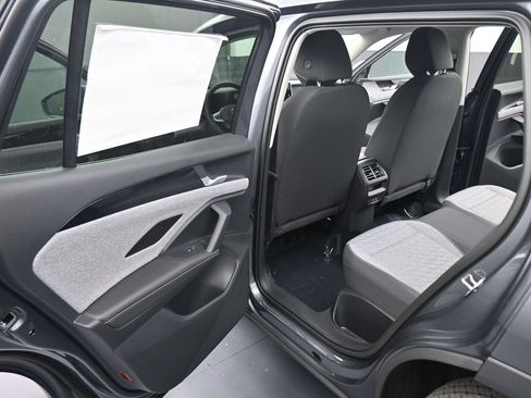 Used 2026 Volkswagen Tiguan S AWD/4WD image 41