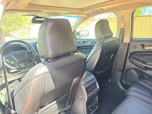 Certified 2022 Ford Edge Titanium w/ Equipment Group 301A AWD/4WD image 24