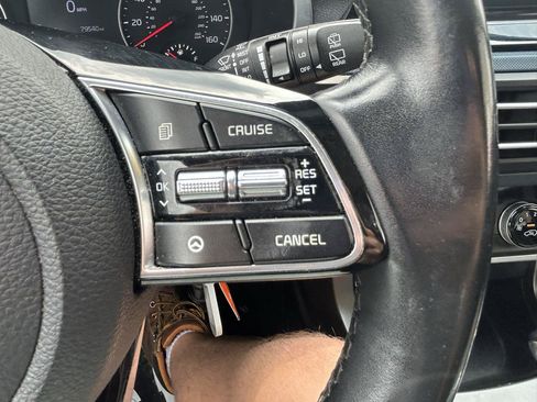 Used 2021 Kia Seltos S AWD/4WD image 19