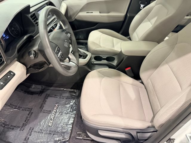 Used 2020 Hyundai Elantra SE FWD image 21