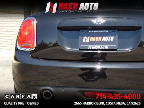 Used 2018 MINI Cooper 2-Door Hardtop FWD image 11