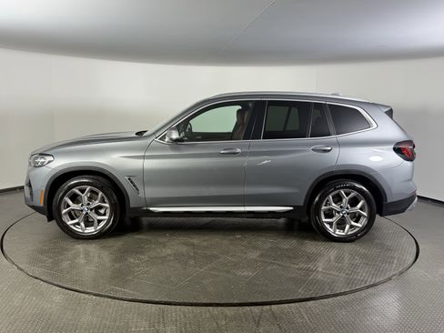 Certified 2024 BMW X3 xDrive30i w/ Premium Package image 8