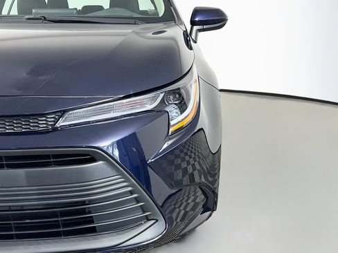 Used 2023 Toyota Corolla LE FWD image 12