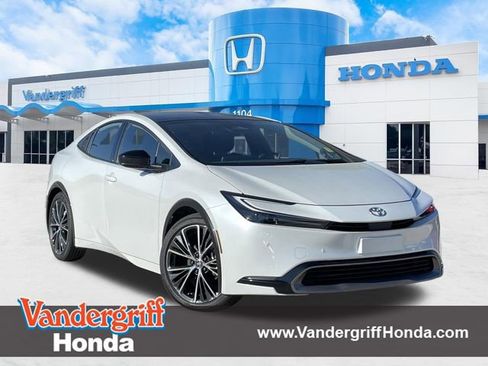 Used 2024 Toyota Prius Limited image 1