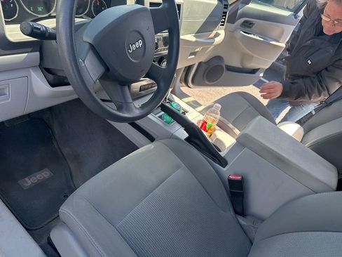 Used 2008 Jeep Liberty Sport w/ Popular Equipment Group image 14