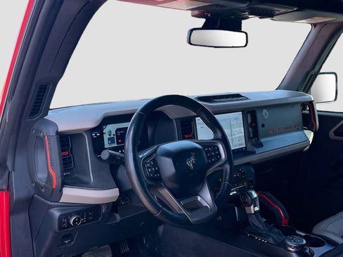 Used 2024 Ford Bronco Wildtrak AWD/4WD image 9