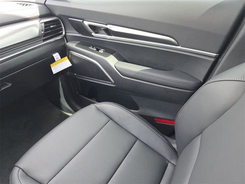 New 2025 Kia Telluride LX image 17