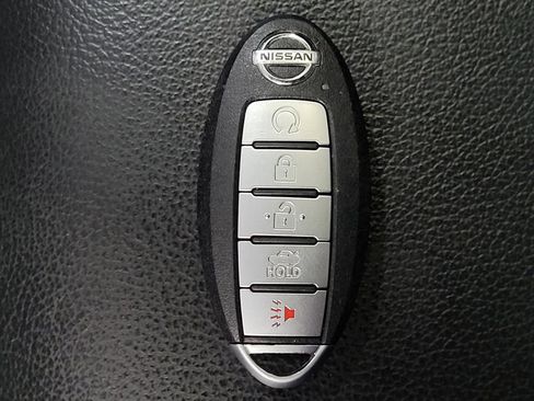 Used 2020 Nissan Altima 2.5 SL FWD image 32