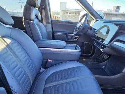 Used 2023 Rivian R1S Launch Edition AWD/4WD image 27