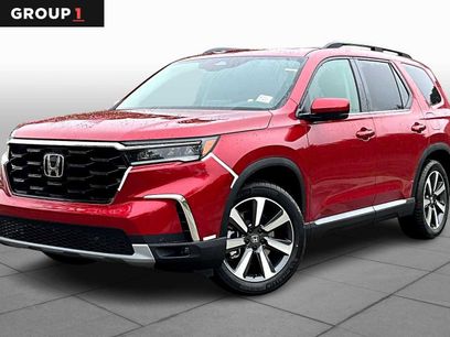 Used 2025 Honda Pilot Touring