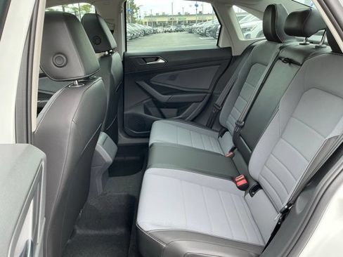 New 2026 Volkswagen Jetta SE FWD image 14