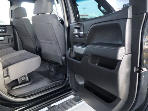 Used 2019 Chevrolet Silverado 2500 LT w/ Custom Sport Edition image 32