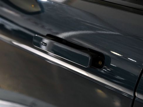 Used 2024 Land Rover Range Rover Evoque Dynamic SE image 43