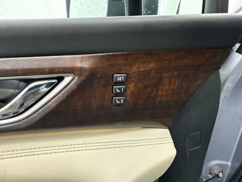 Used 2022 Subaru Ascent Touring image 12