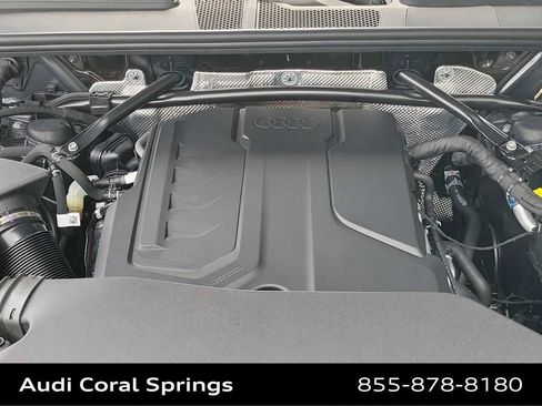 Certified 2025 Audi Q5 Premium Plus w/ Premium Plus AWD/4WD image 17