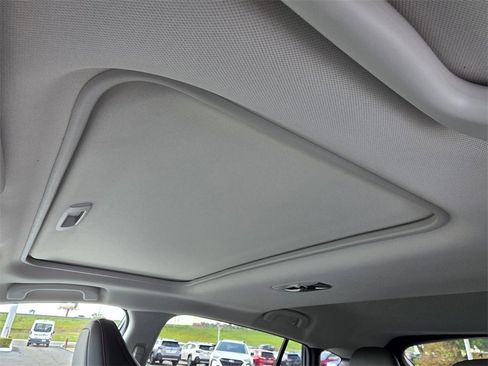 New 2025 Subaru Crosstrek 2.5i Limited image 9