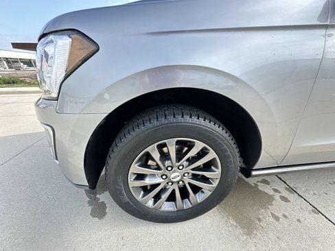 Used 2021 Ford Expedition Max Limited AWD/4WD image 33