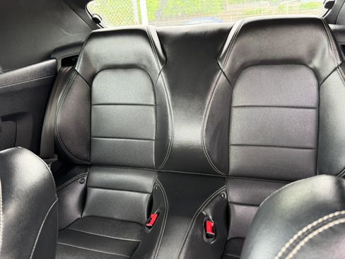 Used 2019 Ford Mustang Premium image 9