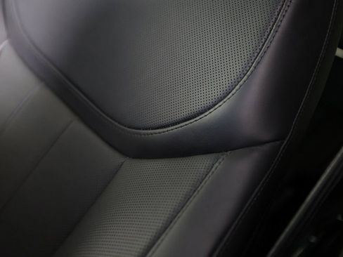 Used 2024 Land Rover Range Rover SE image 39