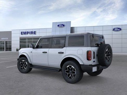 New 2026 Ford Bronco Outer Banks AWD/4WD image 4