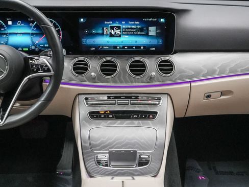 Certified 2022 Mercedes-Benz E 450 4MATIC Sedan image 13