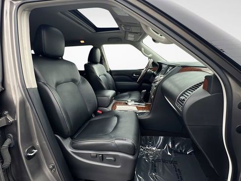 Used 2019 INFINITI QX80 Luxe AWD/4WD image 29