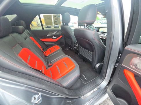 Used 2023 Mercedes-Benz GLE 53 AMG 4MATIC image 31