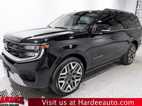 Used 2025 Ford Expedition Platinum w/ Platinum Ultimate Package AWD/4WD image 2