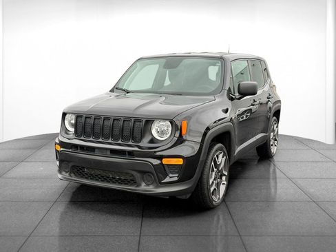 Used 2020 Jeep Renegade Sport image 3