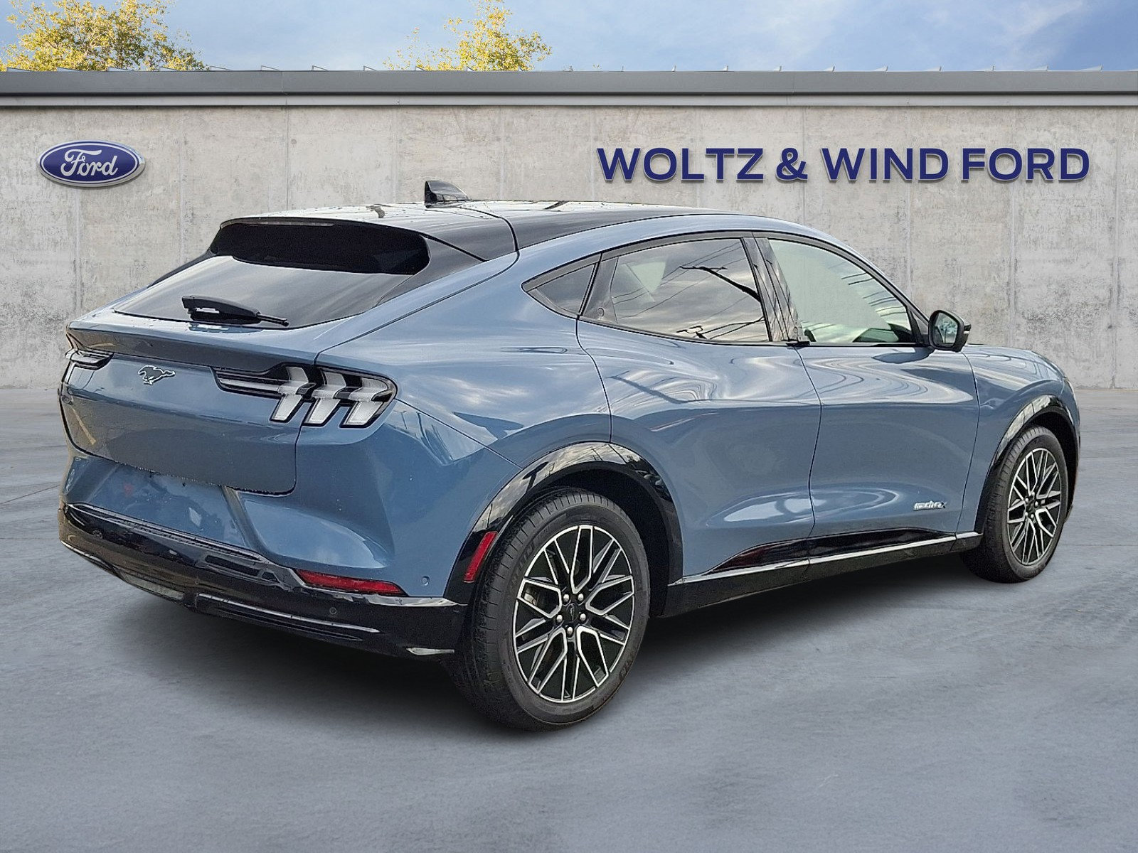 Certified 2024 Ford Mustang Mach-E Premium AWD/4WD image 6
