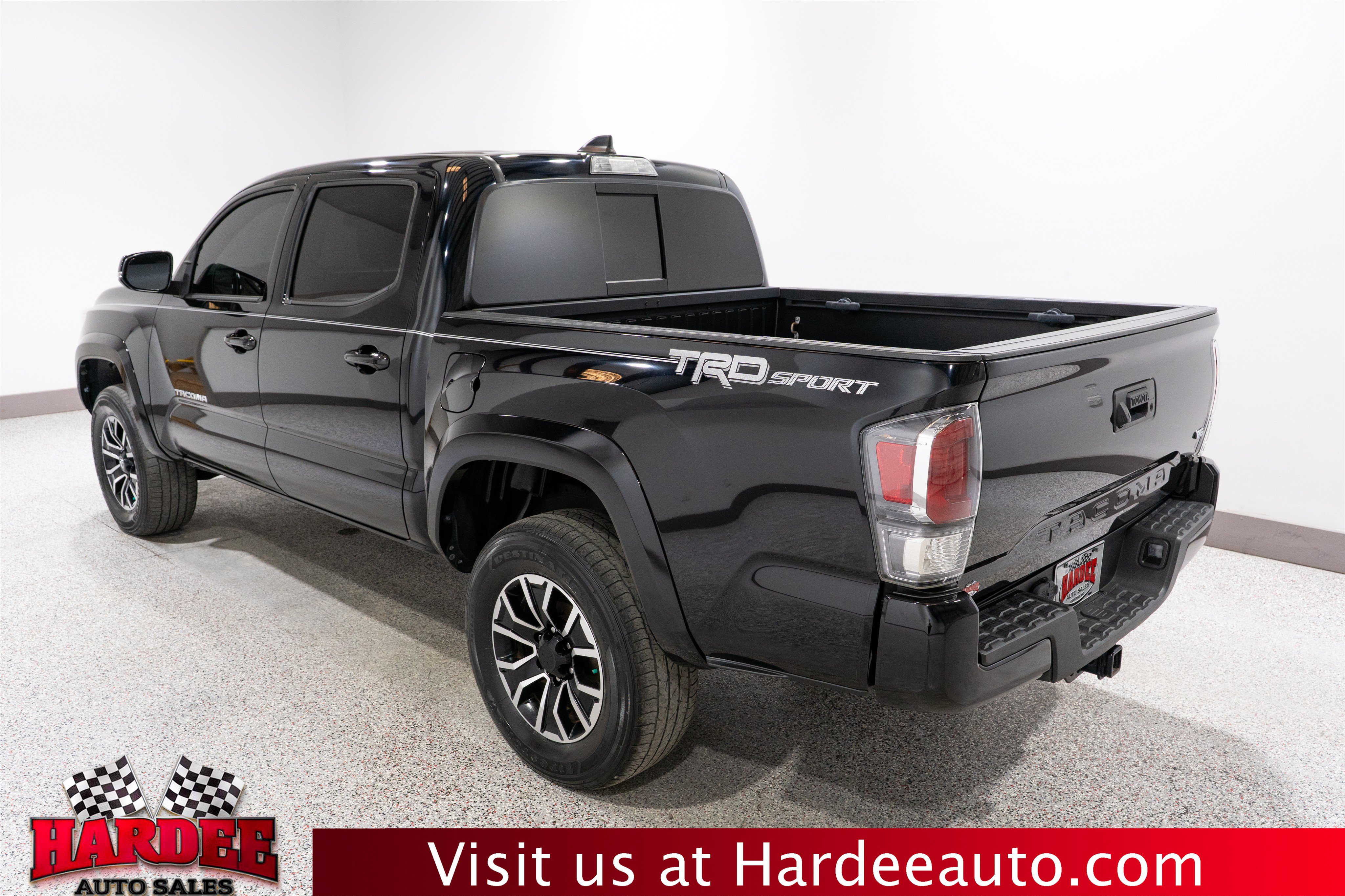 Used 2021 Toyota Tacoma TRD Sport RWD image 3
