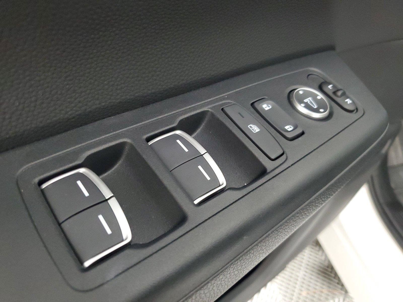 Used 2025 Honda CR-V Sport Touring image 20