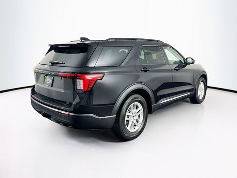 Used 2025 Ford Explorer Active image 9