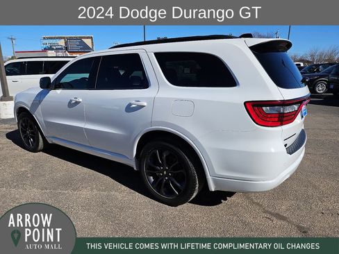 Used 2024 Dodge Durango GT w/ Blacktop Package image 8