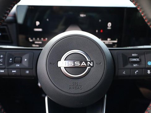 New 2025 Nissan Kicks SR image 11