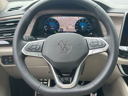 New 2026 Volkswagen Atlas SEL Premium R-Line AWD/4WD image 14