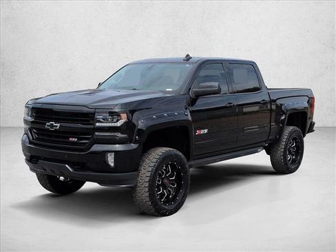 Used 2017 Chevrolet Silverado 1500 LTZ AWD/4WD image 4