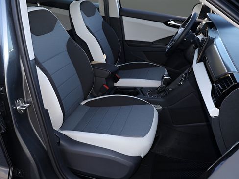 Certified 2026 Volkswagen Taos S FWD image 18
