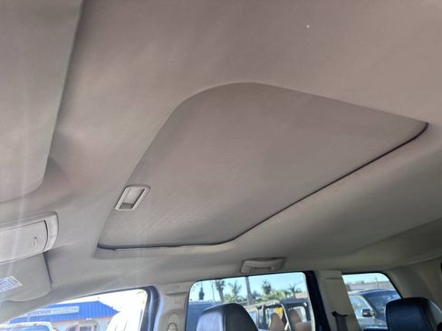 Used 2009 Jeep Grand Cherokee Limited image 26