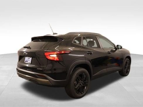 New 2026 Chevrolet Trax ACTIV w/ Driver Confidence Package FWD image 2