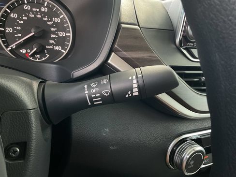 New 2026 Nissan Altima 2.5 SV FWD image 28