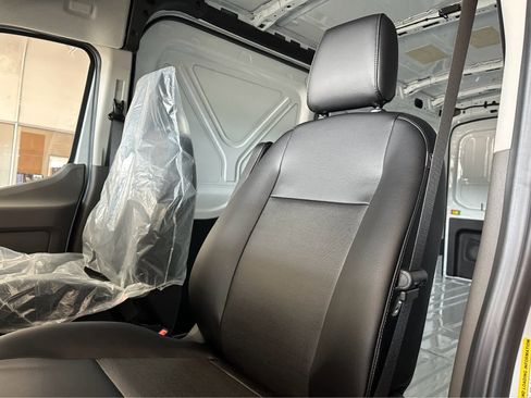 New 2026 Ford Transit 250 148 Medium Roof RWD image 16