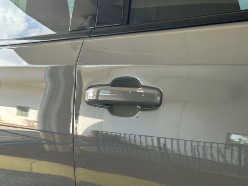 Used 2025 GMC Sierra 1500 AT4 w/ AT4 Premium Package image 25