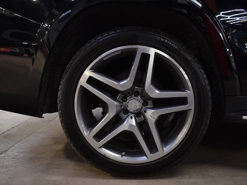 Used 2017 Mercedes-Benz GLS 550 4MATIC image 12
