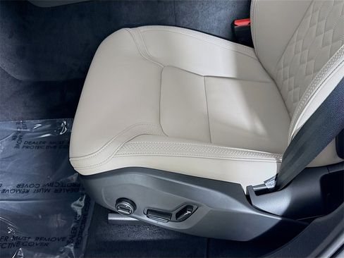 New 2026 Volvo XC60 B5 Core image 18